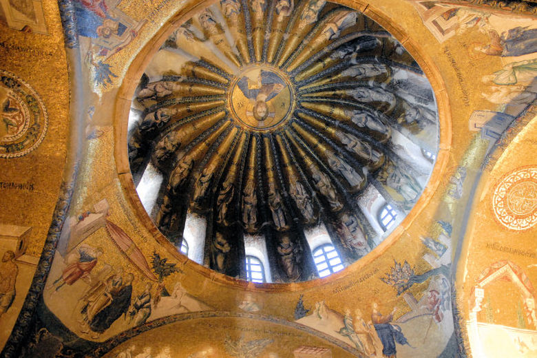 The ornate dome of the Hora Basilika