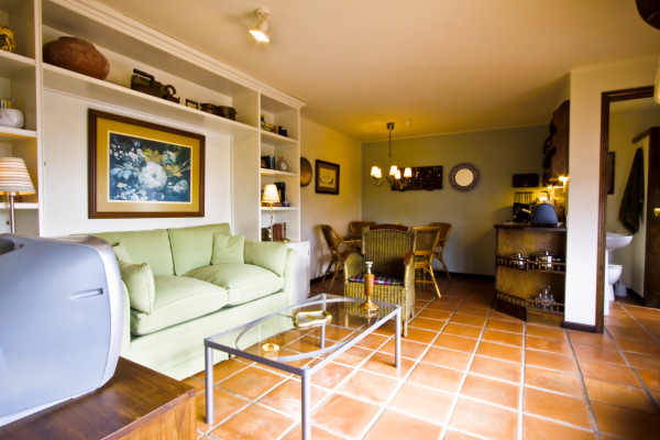 Casa Sol's living-dining room