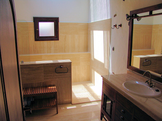 Modern marble shower rooms