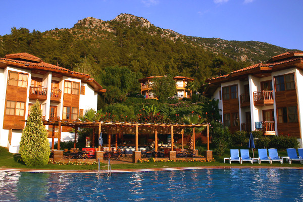 Montana Pine Resort Hotel