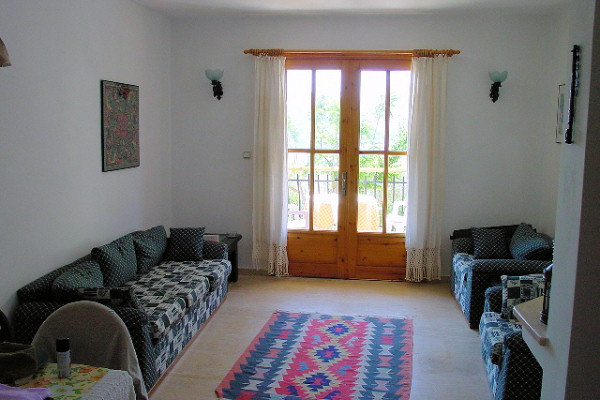 Example of a living room at Diana Apartments