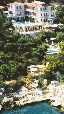 Club Capa's setting