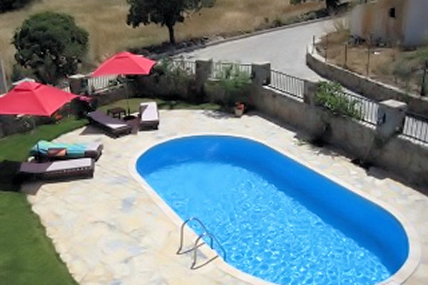 Villa Ata's swimming pool