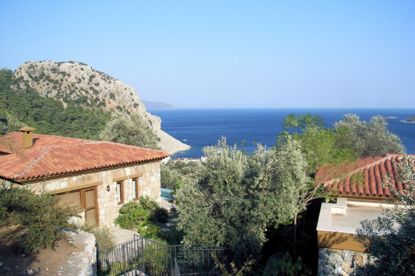 Villas Sari and Kirmizi