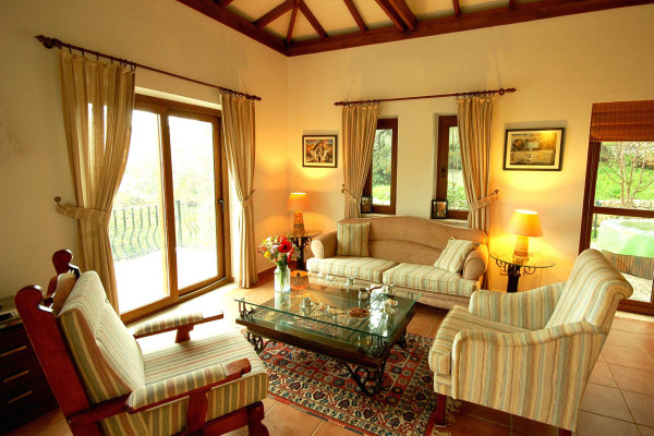 Comfortably furnished living rooms