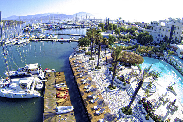 Yacht Classic Hotel