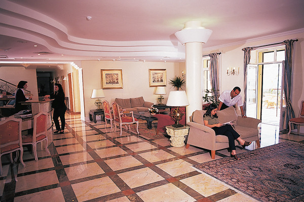 The reception and lobby