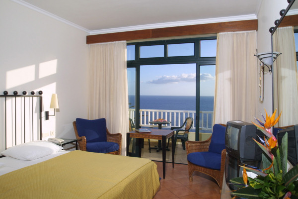All the guestrooms have ocean views