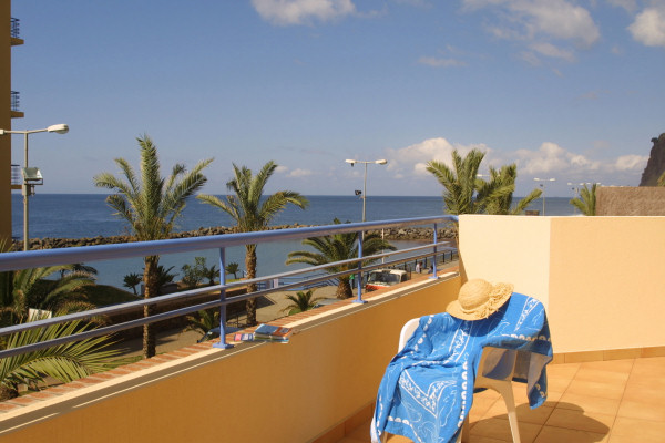 Side sea view from an apartment terrace