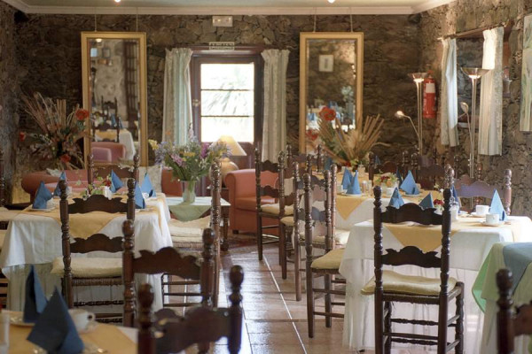 The cosy breakfast room