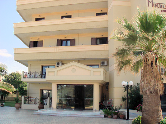 Mirtilos Apartments