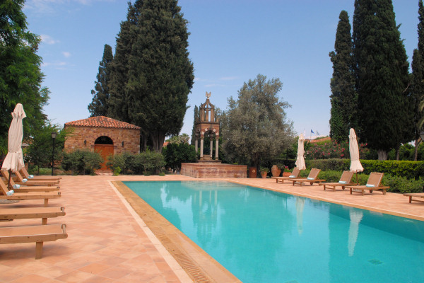 Argentikon's lovely swimming pool