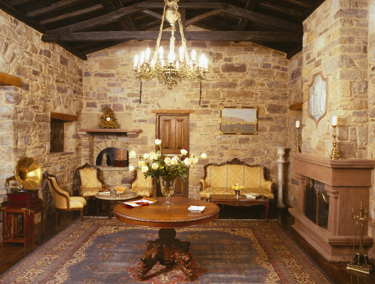 Charming lounge area