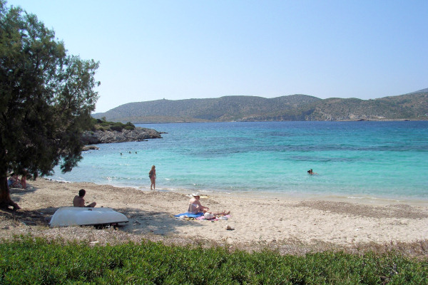 The beach at Agia Dynami is a short drive away