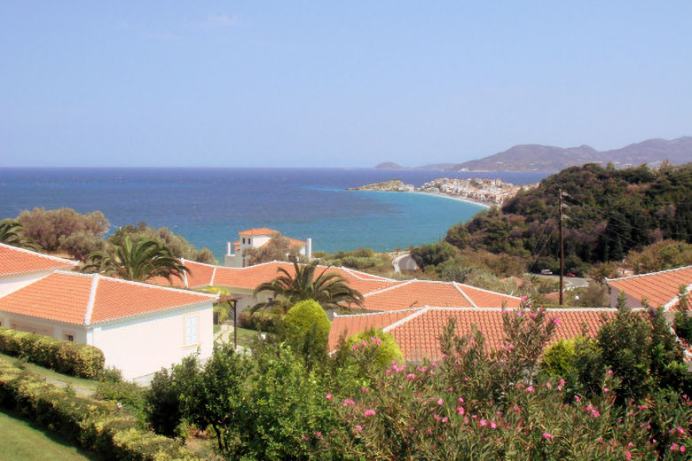 View across the bungalows to Kokkari