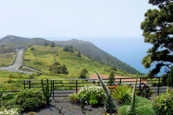 Views of the San Antonio volcano