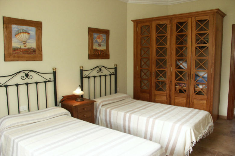 A twin bedroom