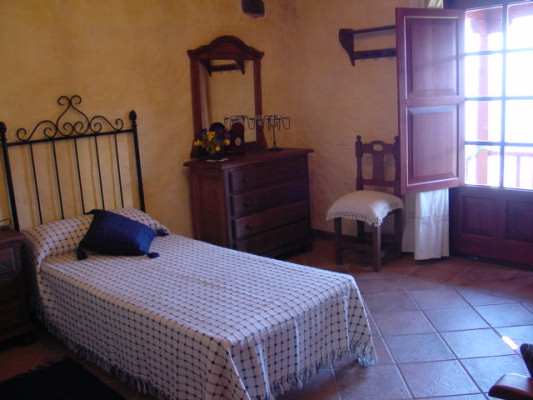 Twin bedoom