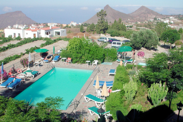Outdoor pool and gardens
