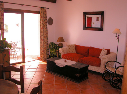Prettily furnished lounge area in an apartment