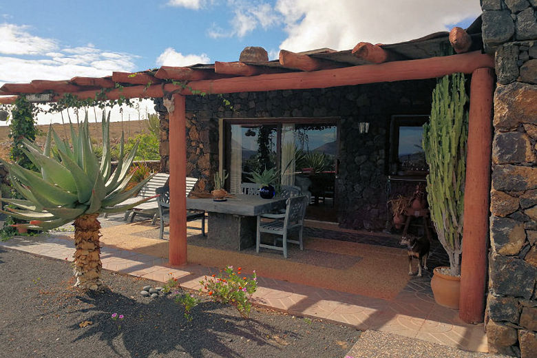 Casa Tuneras' shaded terrace