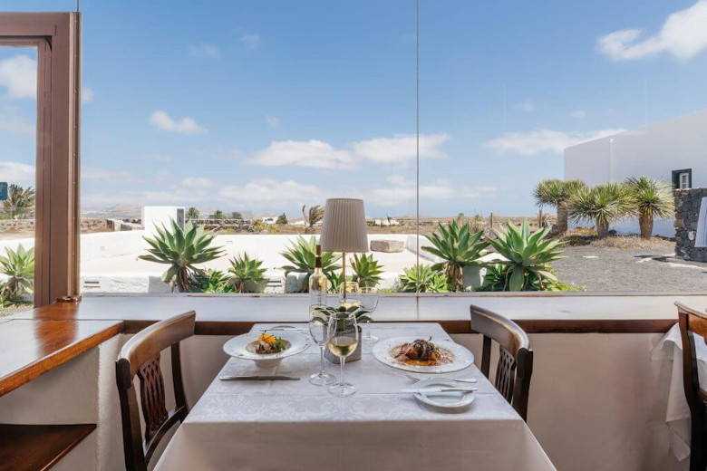 The restaurant with its panoramic windows