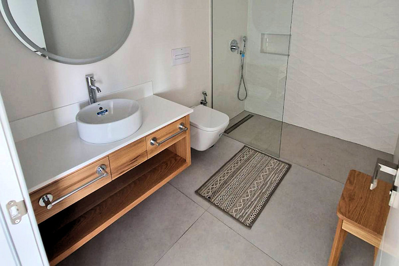 Modern shower rooms