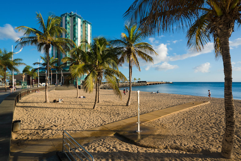 The town beach Playa del Reducto is just 100 metres away