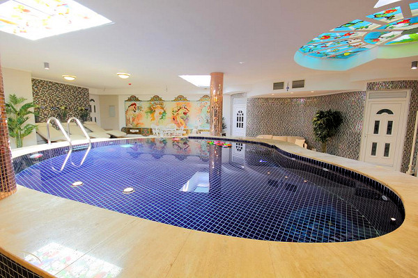 Spa pool at Dalyan Resort Spa