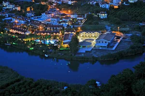 Night-time view of Dalyan Resort Hotel and Spa