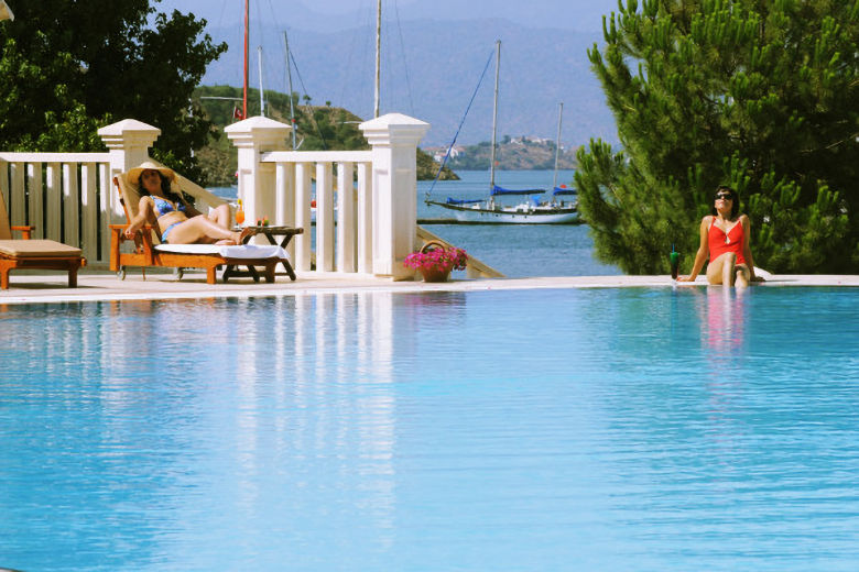 The hotel's swimming pool