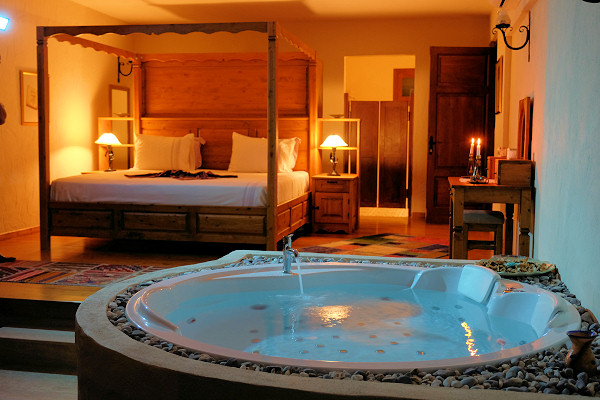Double room with Jacuzzi at Mango