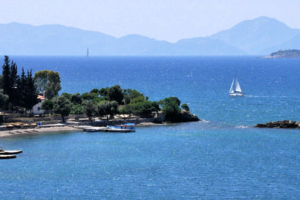 One of the beaches on Sovalye Island