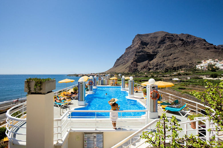 The rooftop swimming pool