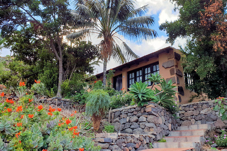 One of the cottages at Casas del Lomo