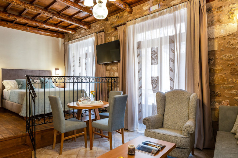 Ground Floor Split-Level Suite