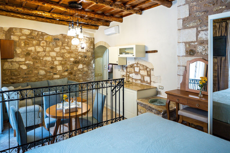 Ground Floor Split-Level Suite