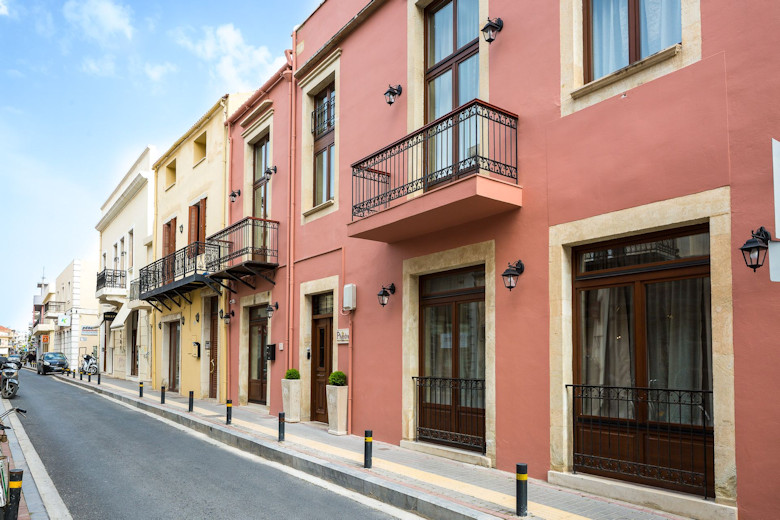 Phaedra Suites 