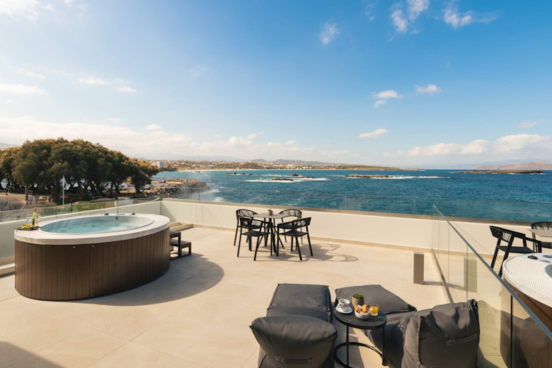 Terrace of a Superior Suite with Outdoor Hot Tub