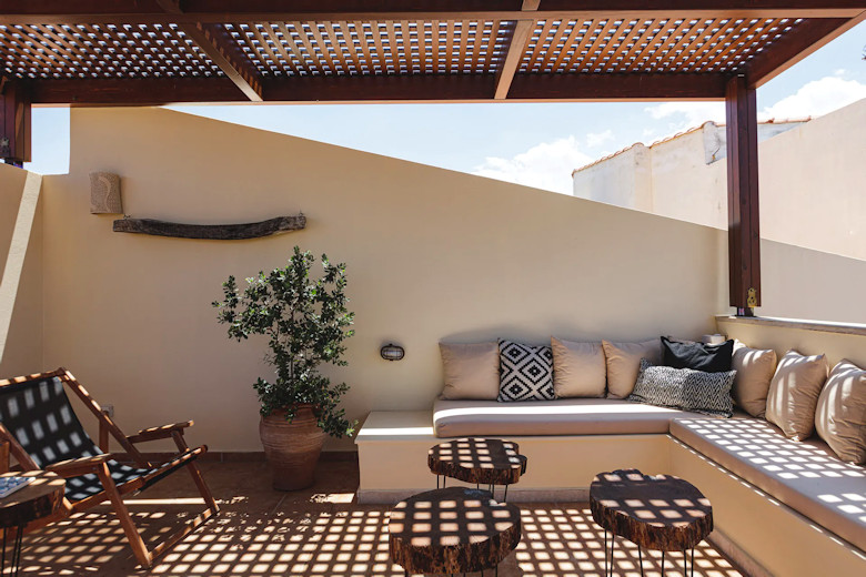 Communal roof terrace