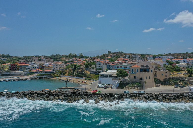 Panormo village, with the Captain's House and taverna in the foreground