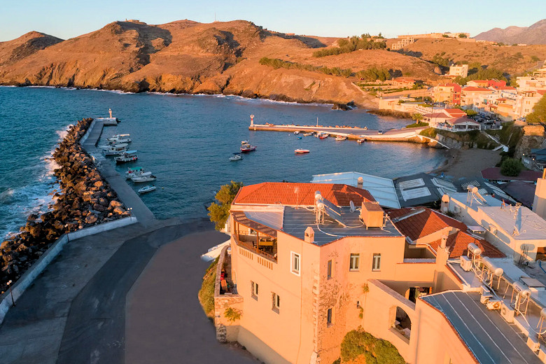 The Captain's House and the harbour