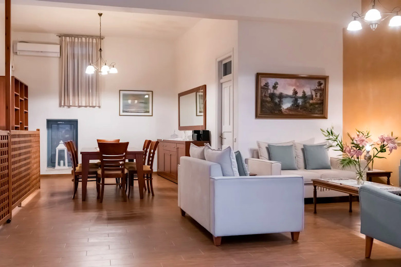 Living-dining area in the Grand Suite