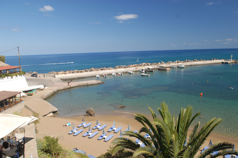 Harbour and beach in the centre of Panormo