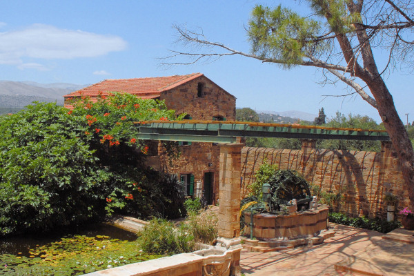 The original water pump and cistern in the gardens