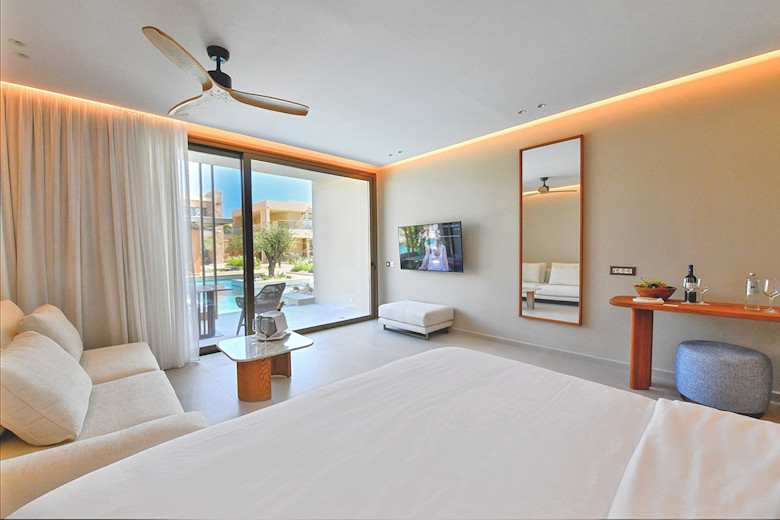 Spacious guestrooms