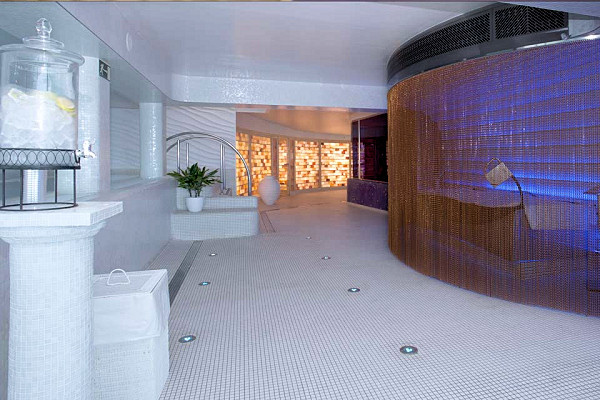 Spa area