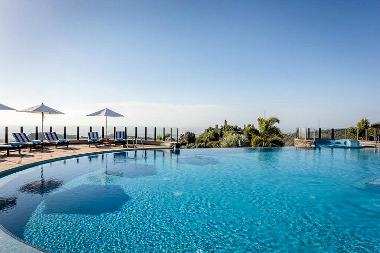 The pool at Casa León Royal Retreat