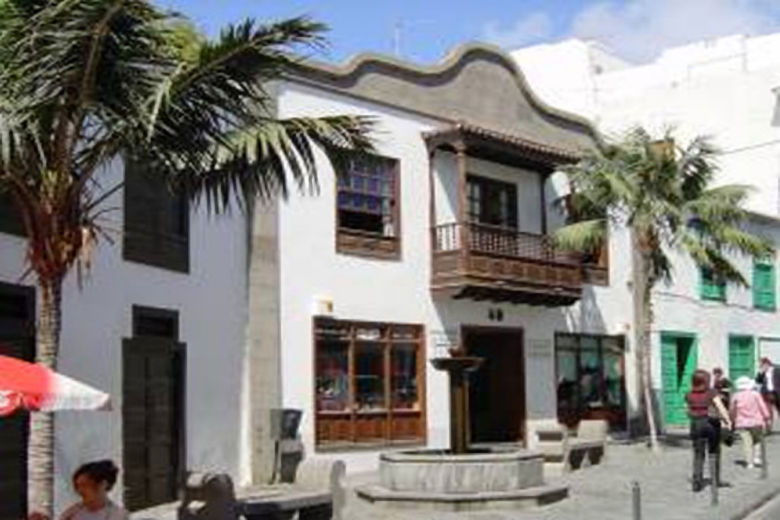 The Apartments La Fuente stand in the pedestrianised Old Town