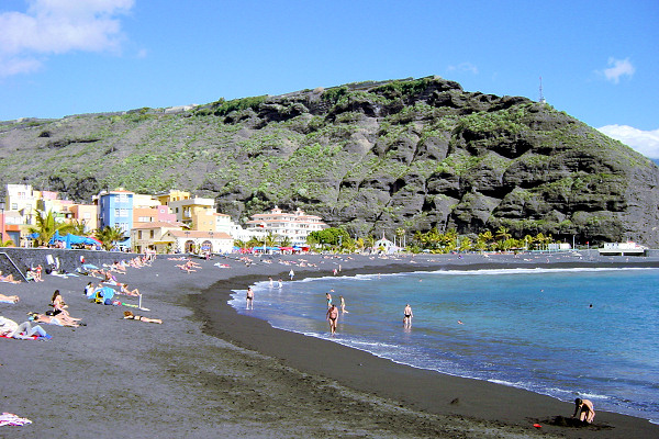 Nearby Puerto de Tazacorte